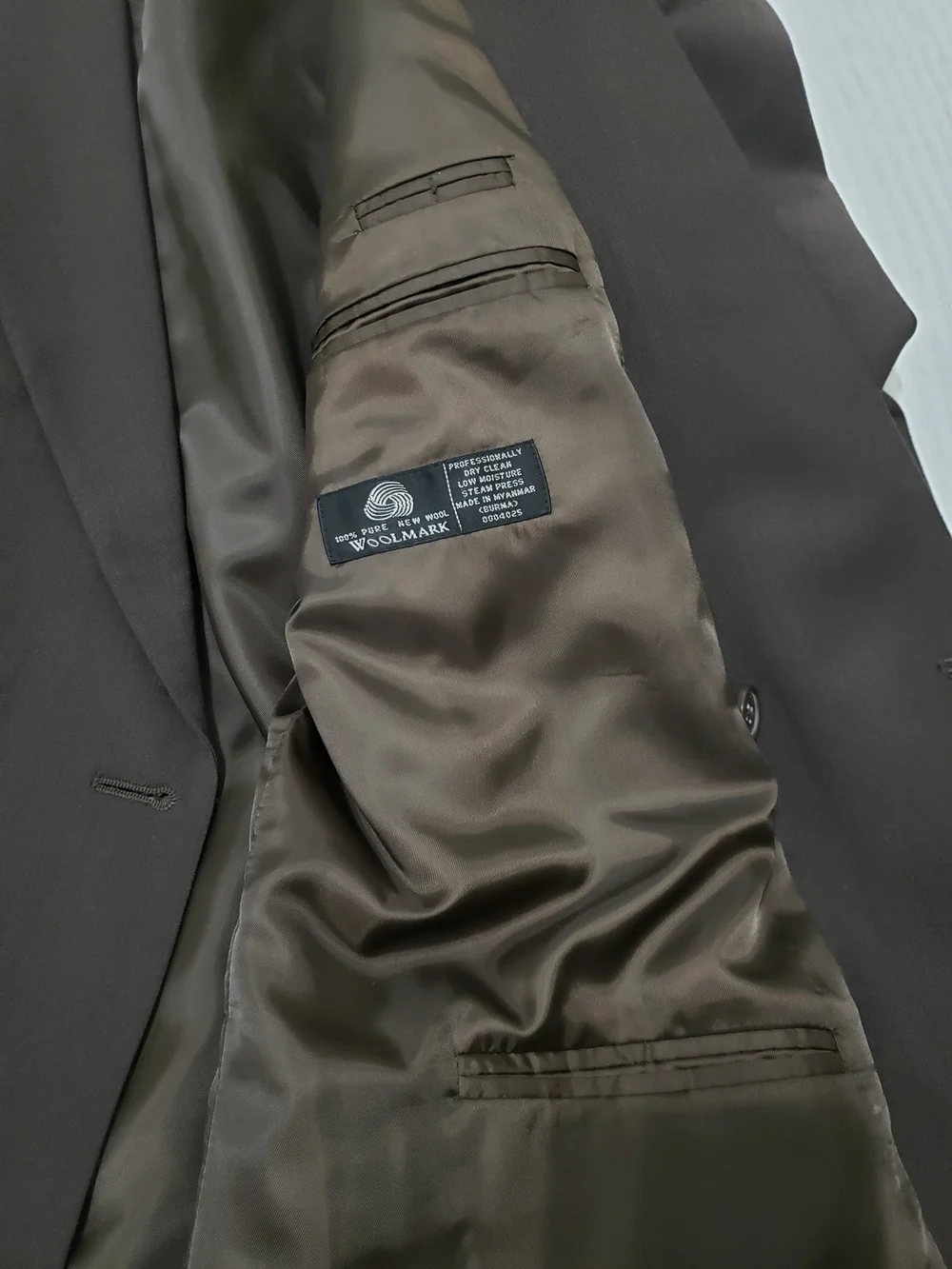 Cornelli Exclusive Collection 100% Wool Double Breasted Suit L42